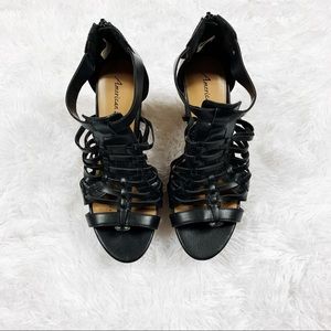 AMERICAN EAGLE Black Strappy Wedges Size 9